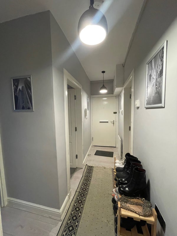 Room Loganlea Drive in City of Edinburgh