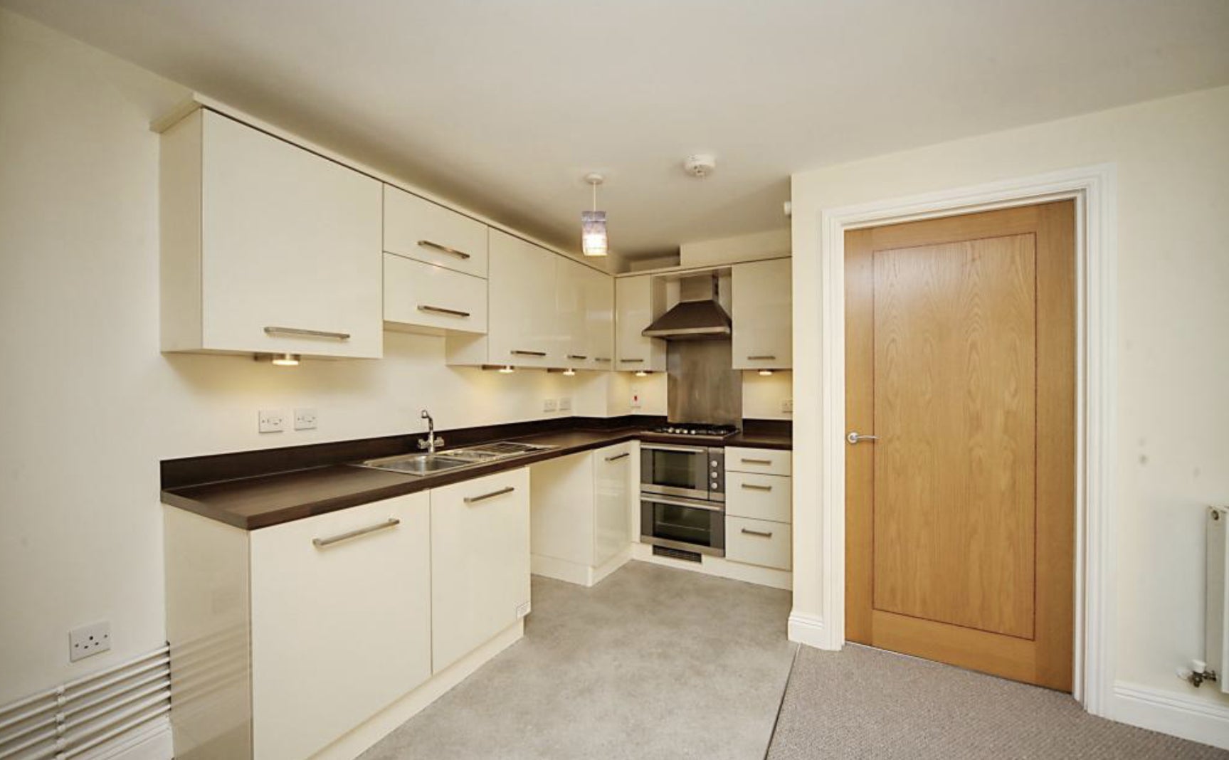 Flat Bindon Road in Staplegrove