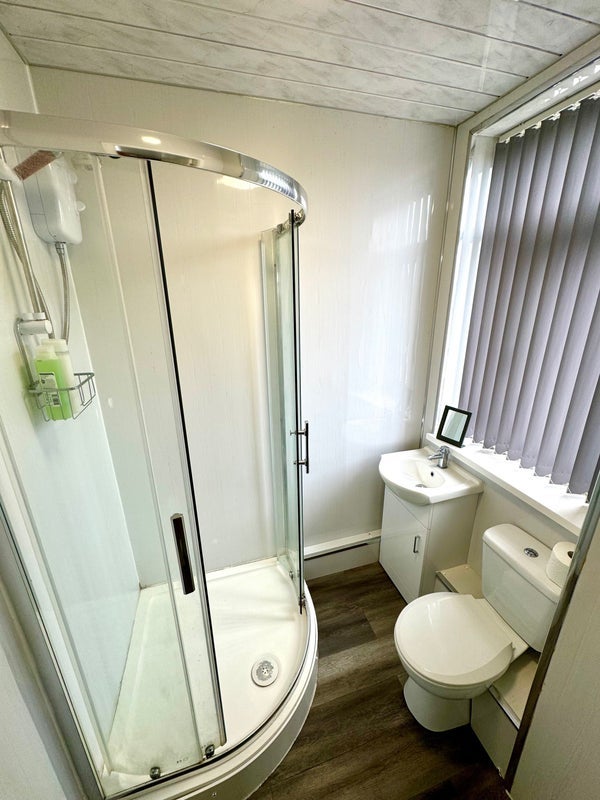 Flat Hertford Square in Coventry