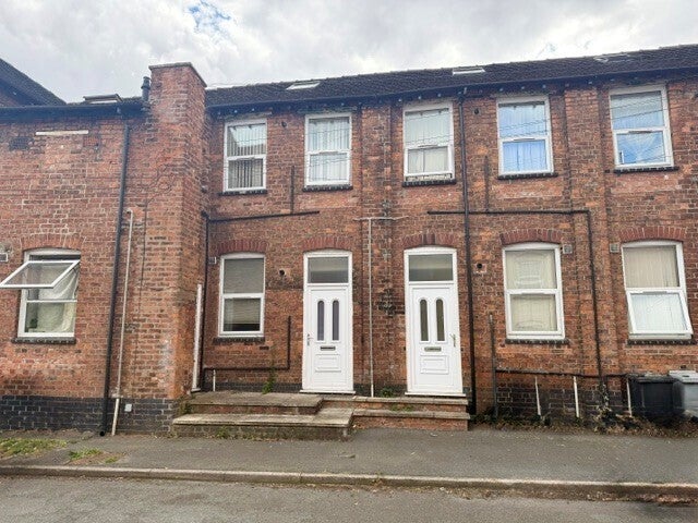 Flat Surrey Street in Crewe
