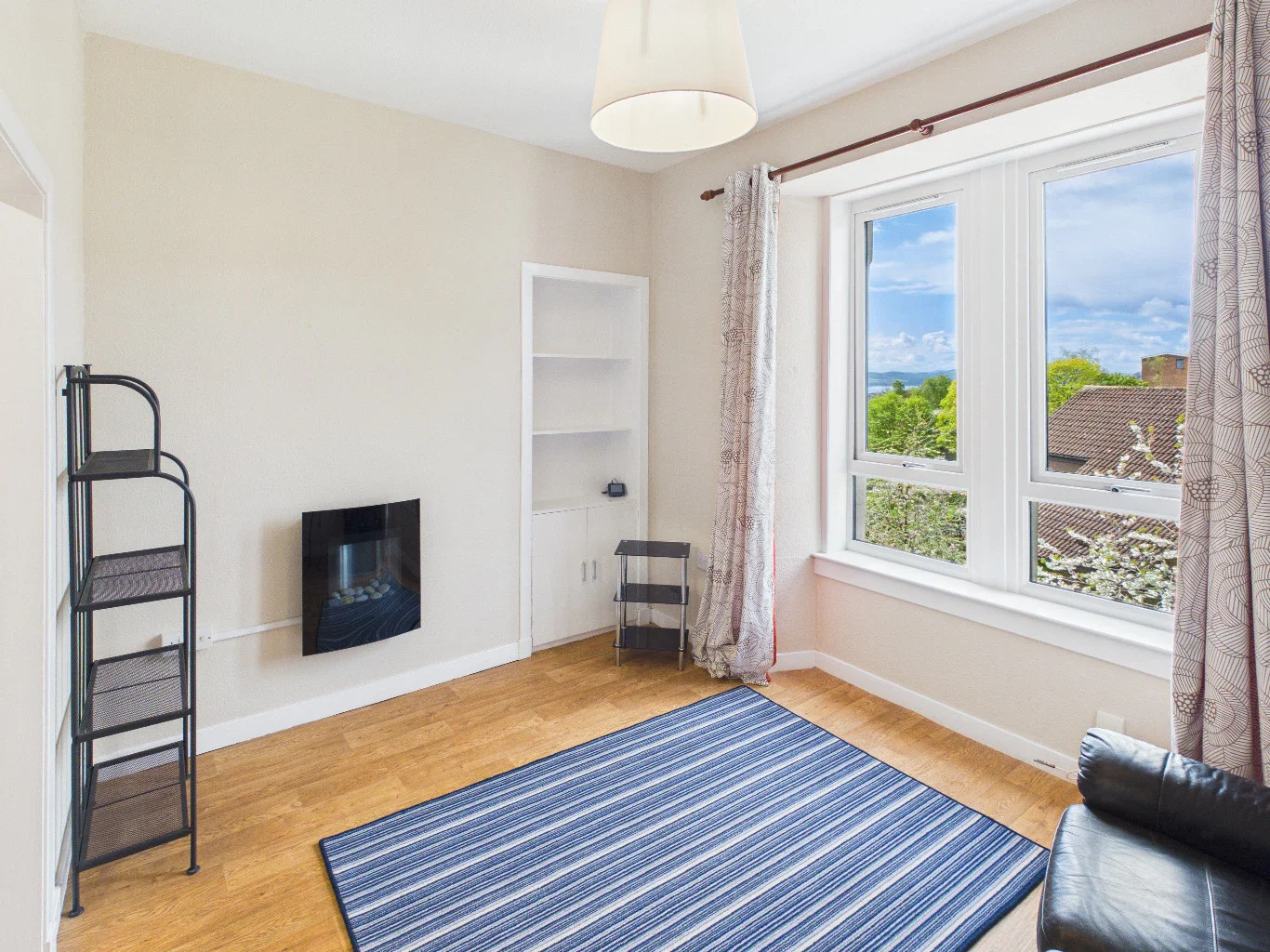 Flat Hilltown in Dundee
