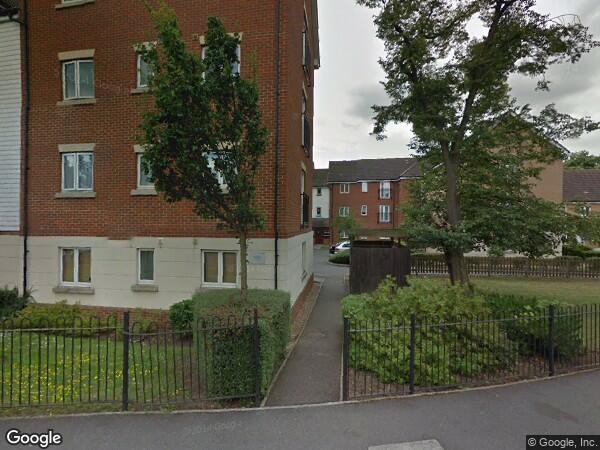 Flat Glandford Way in Greater London