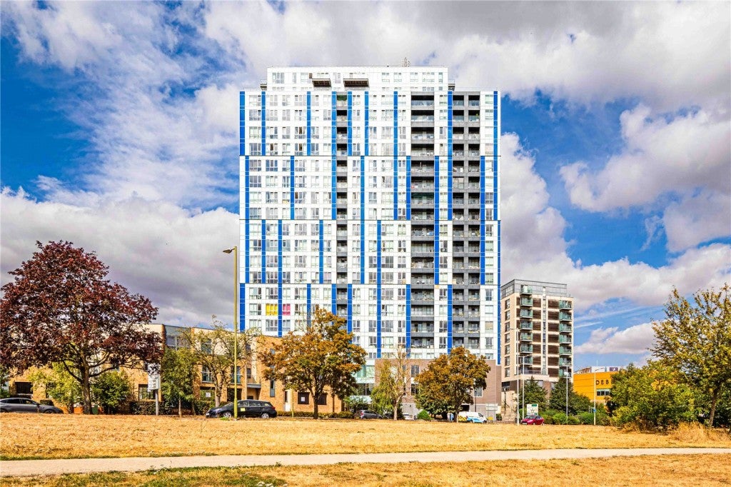 Flat Cotterells in Dacorum