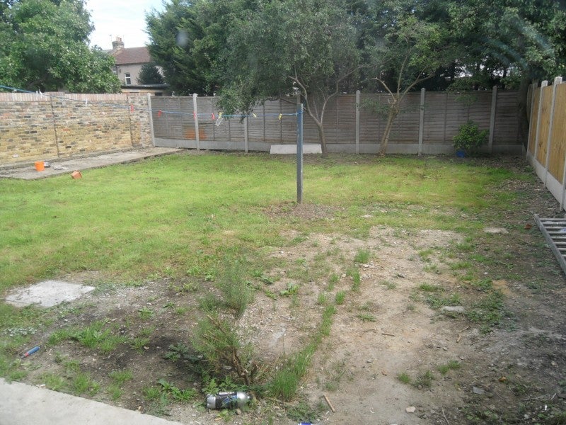Flat Aldborough Road South in Greater London