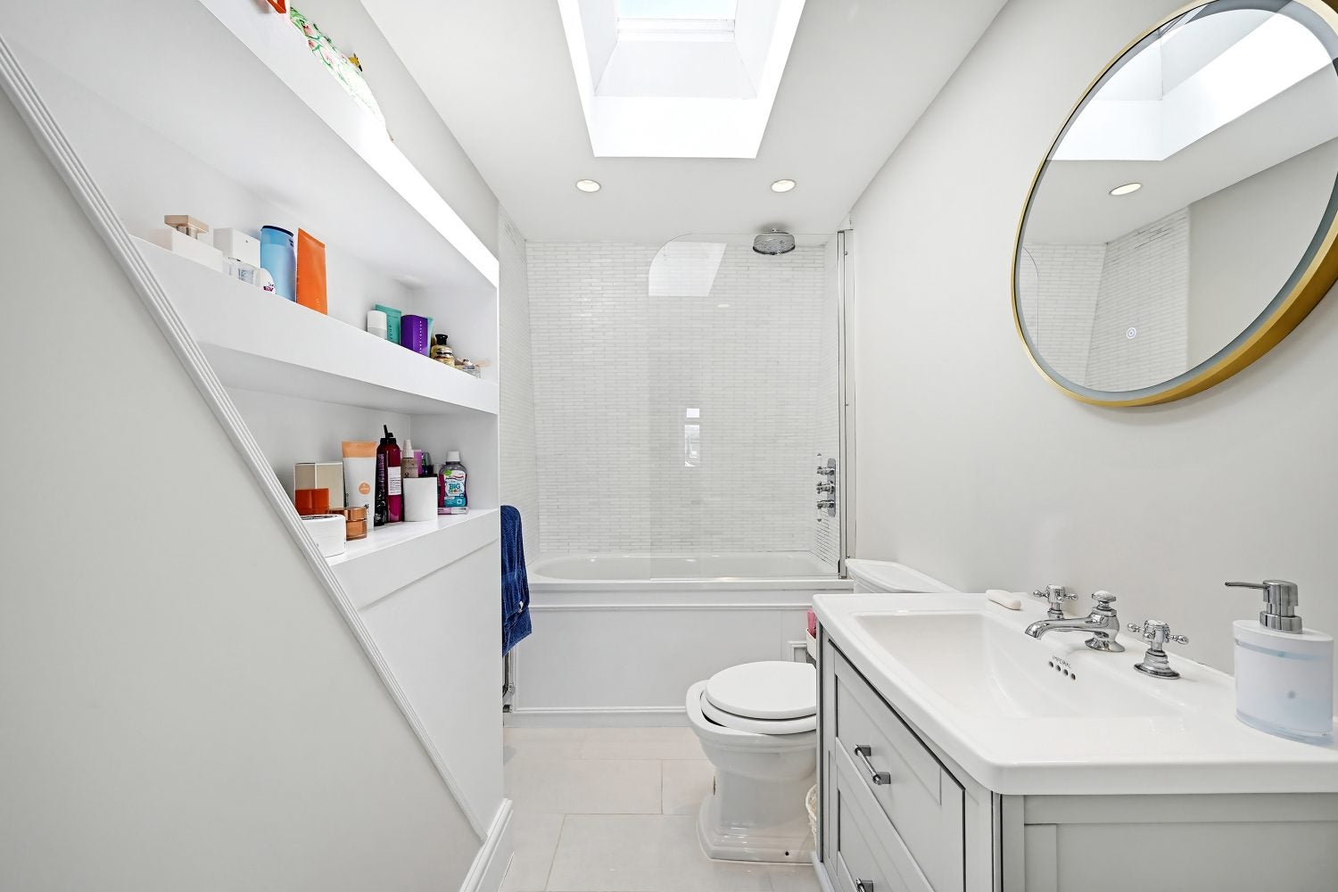 House South Park Mews in Greater London