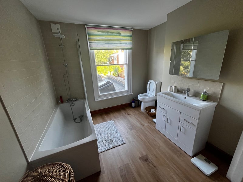 Room Milton Road in Greater London