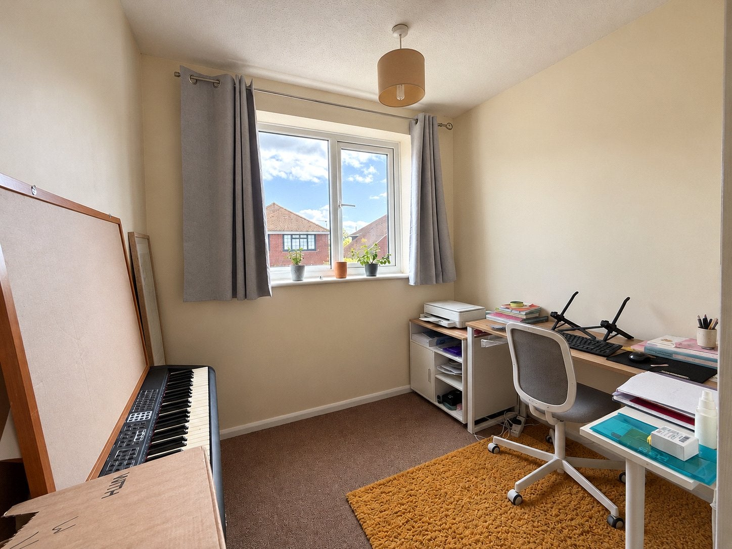 House Eddington Close in Maidstone