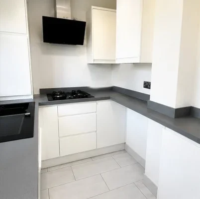 Flat Middleham Gardens in Greater London