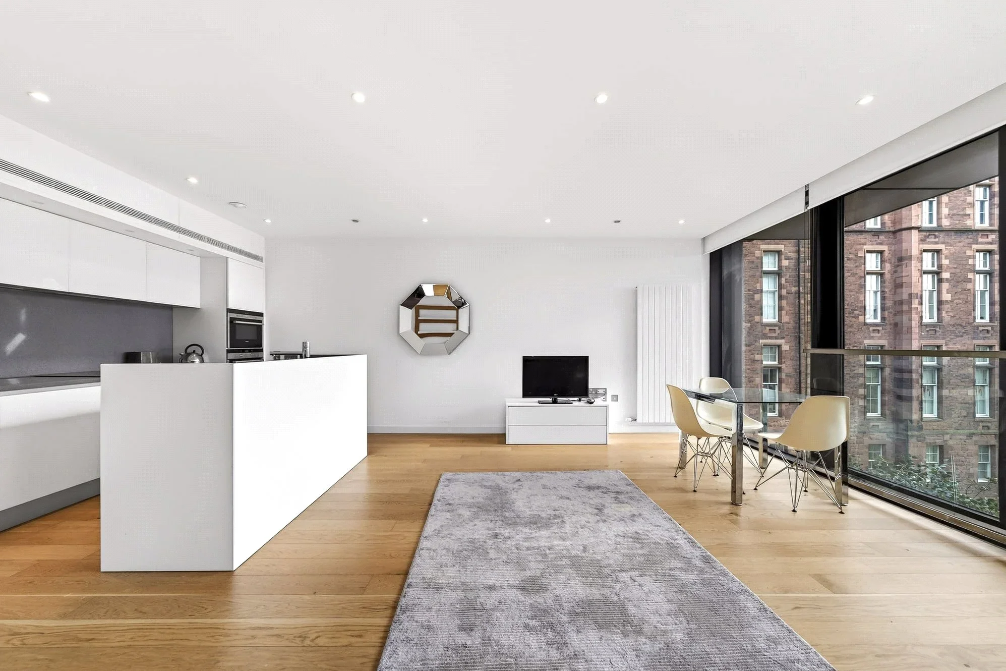 Flat Simpson Loan in City of Edinburgh