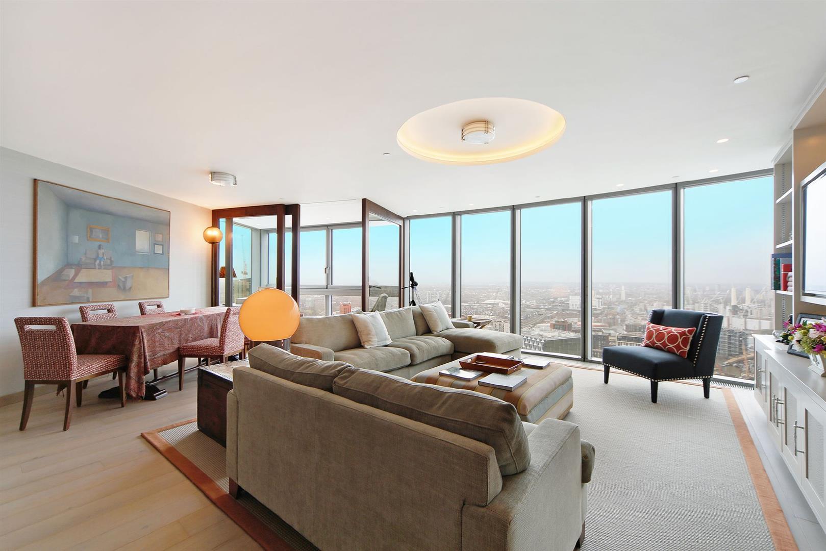 Flat Nine Elms Lane in Greater London