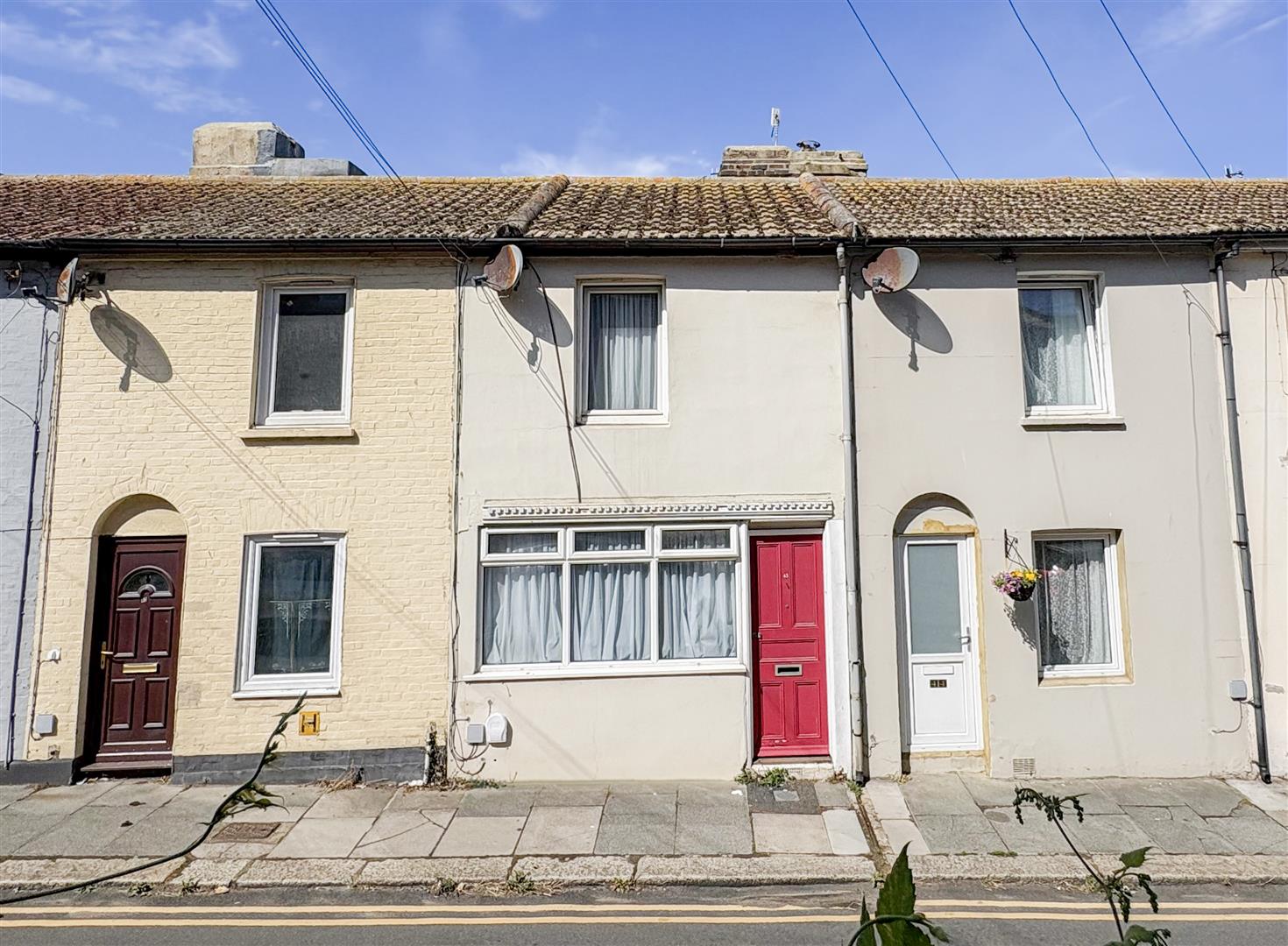 House Stonefield Road in St Leonards