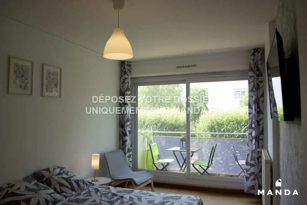 Chambre Rue Guillaume Apollinaire à Nantes