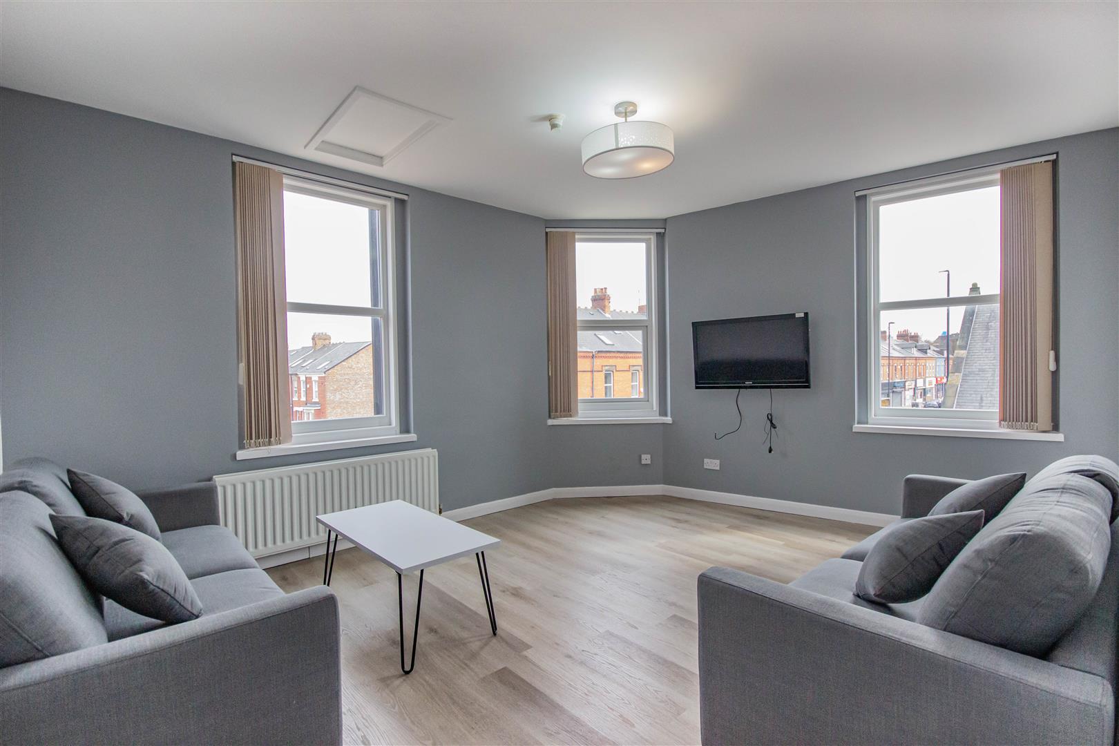 Flat Heaton Road in Newcastle upon Tyne