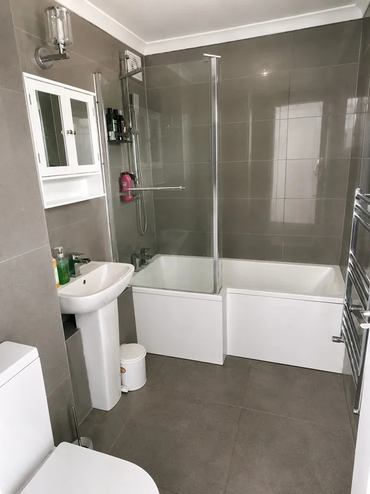 Room Albany Close in Greater London