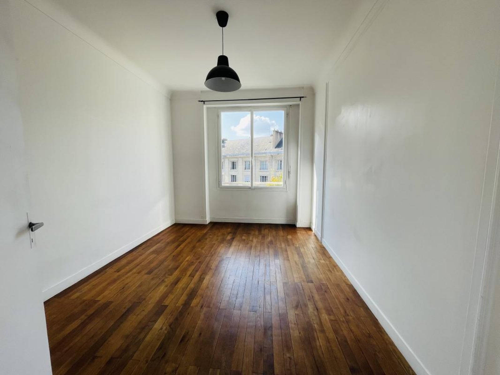 Flat Place Paul-Émile Ladmirault in Nantes