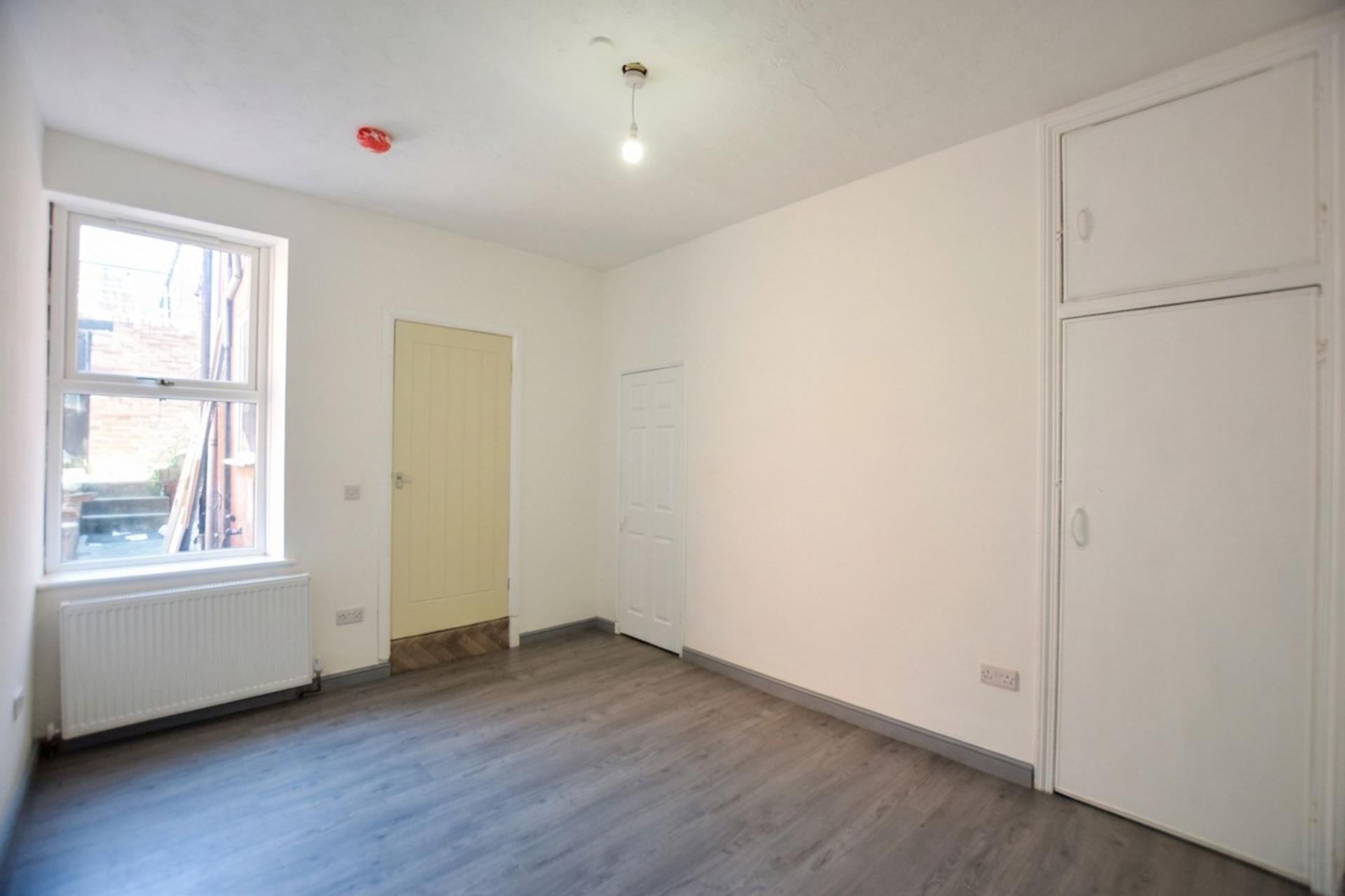 Flat Gerald Street in Newcastle upon Tyne