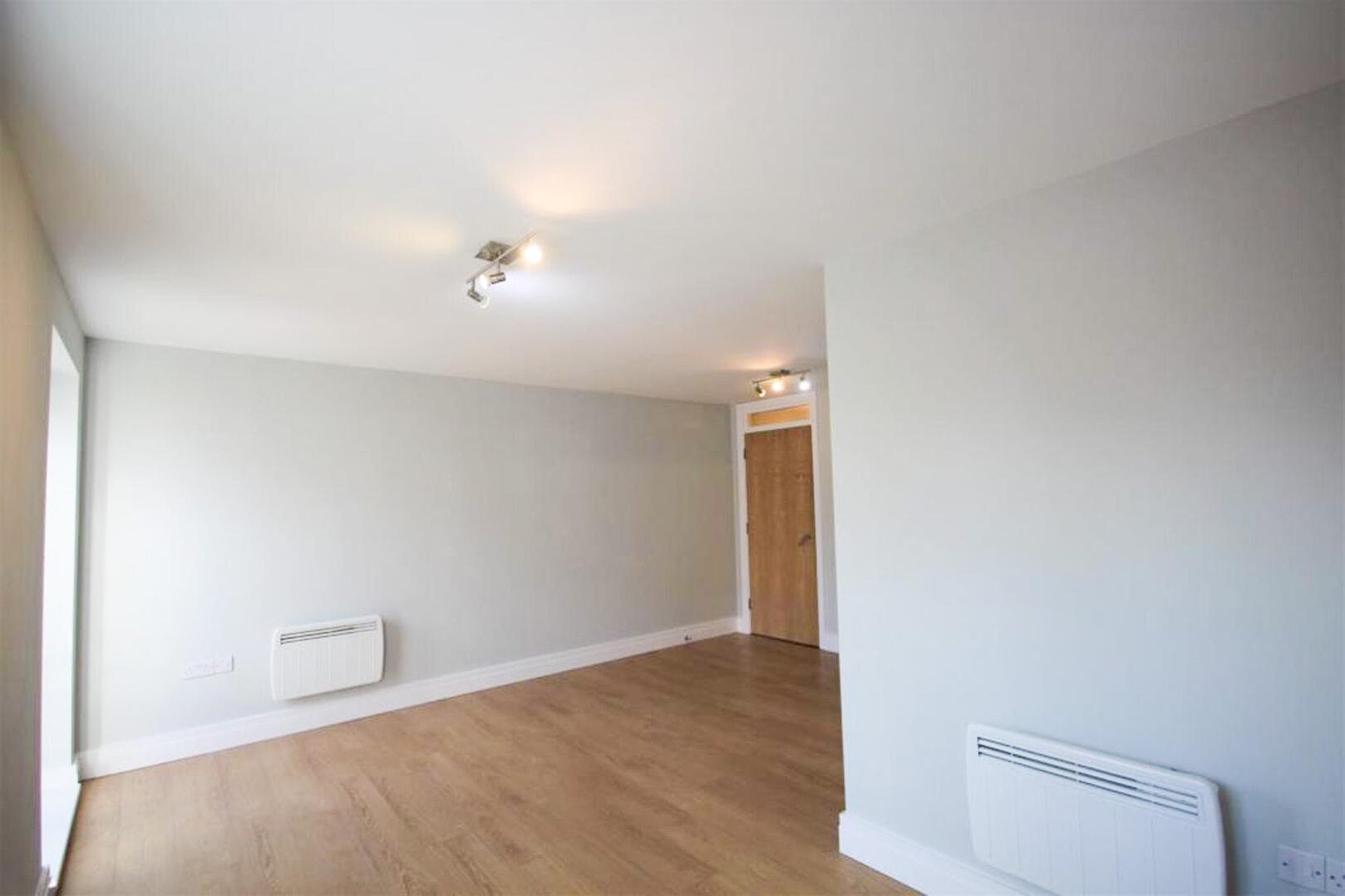 Flat Hempstead Road in Wealden