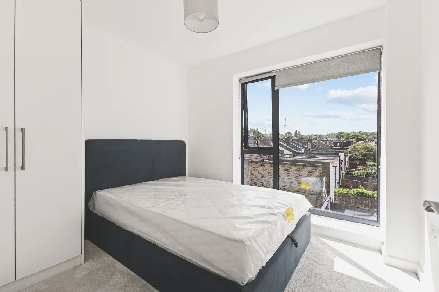 Flat Aldeburgh Street in Greater London