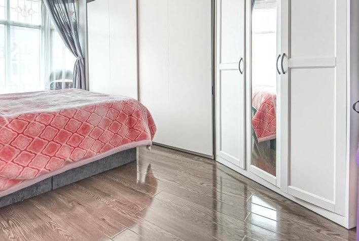Room Albert Road in Greater London