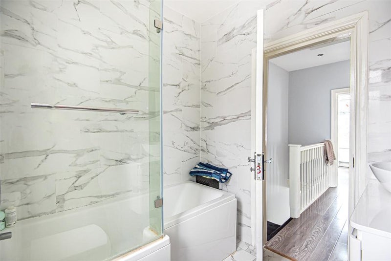 Room Albert Road in Greater London