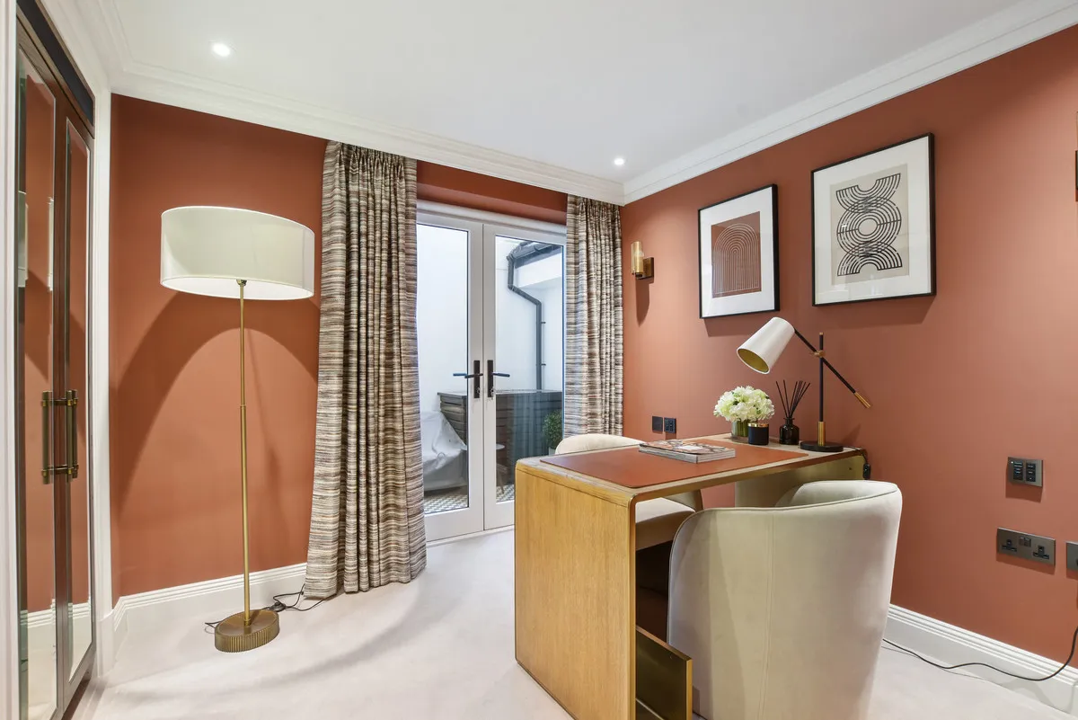 Flat Prince of Wales Terrace in Greater London
