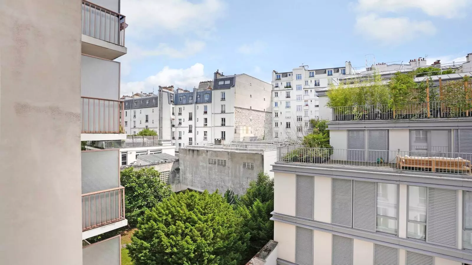 Flat Allée Nicolas Houël in Paris