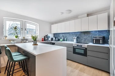 Flat Dockhead in Greater London