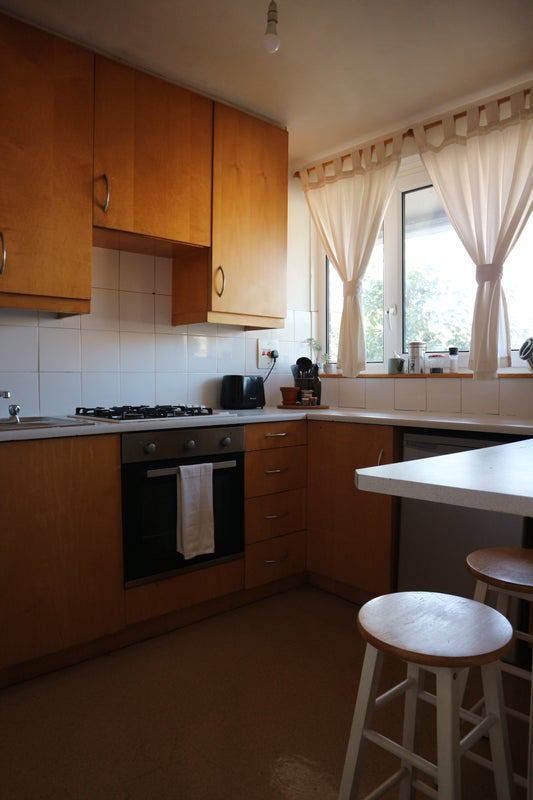 Room Ronald Street in Greater London