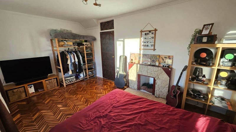 Flat Victoria Road in Greater London