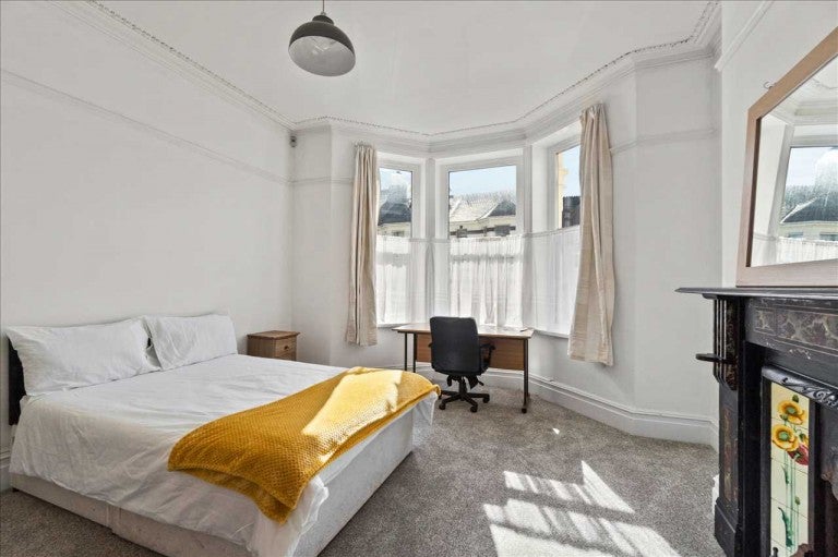 Flat Restormel Road in Plymouth