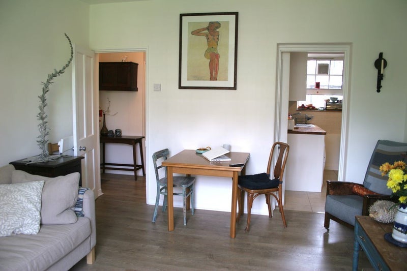 Room Wandsworth Road in Greater London