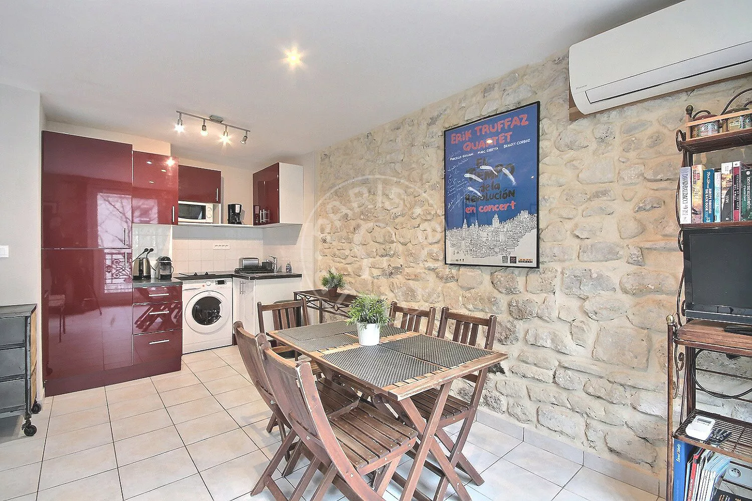 Appartement Rue Saint-Denis à Paris