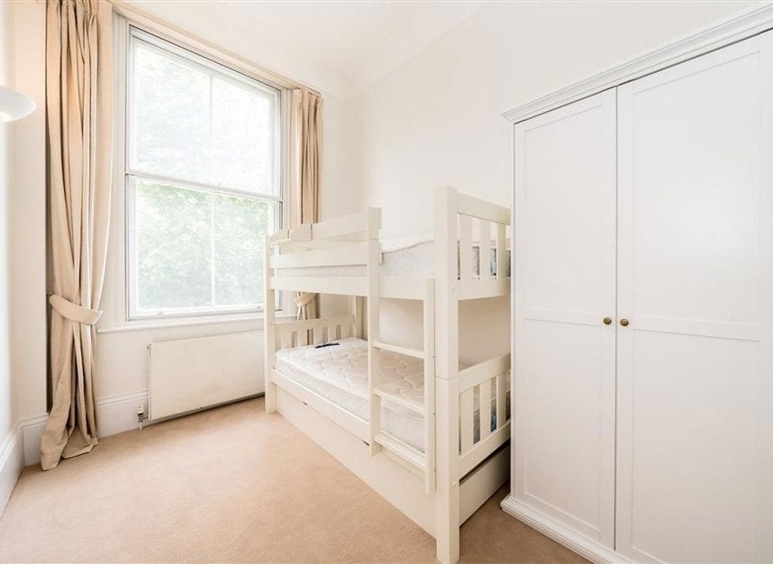 Flat Queen's Gate in Greater London