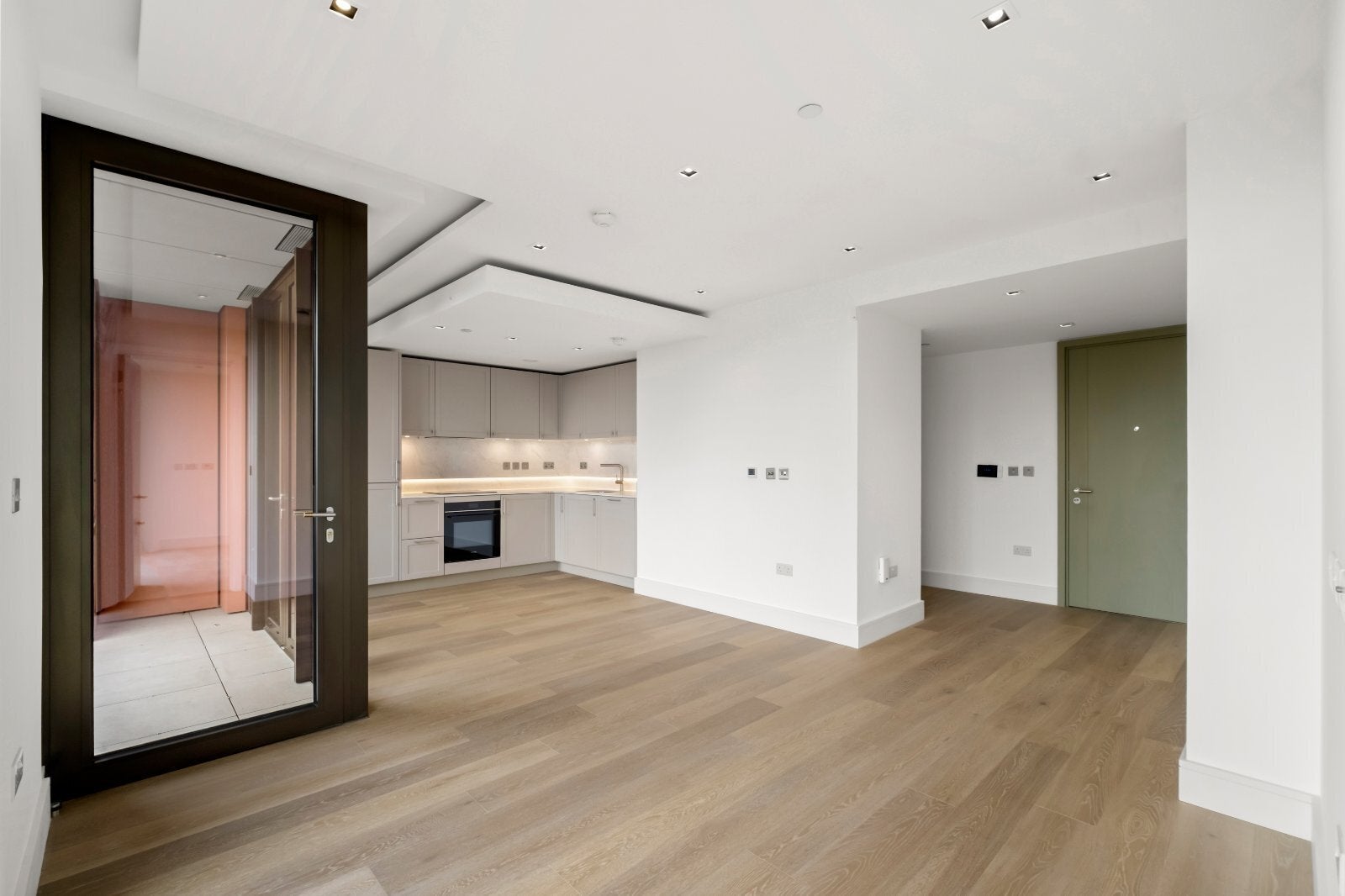 Flat Harrow Road in City of Westminster