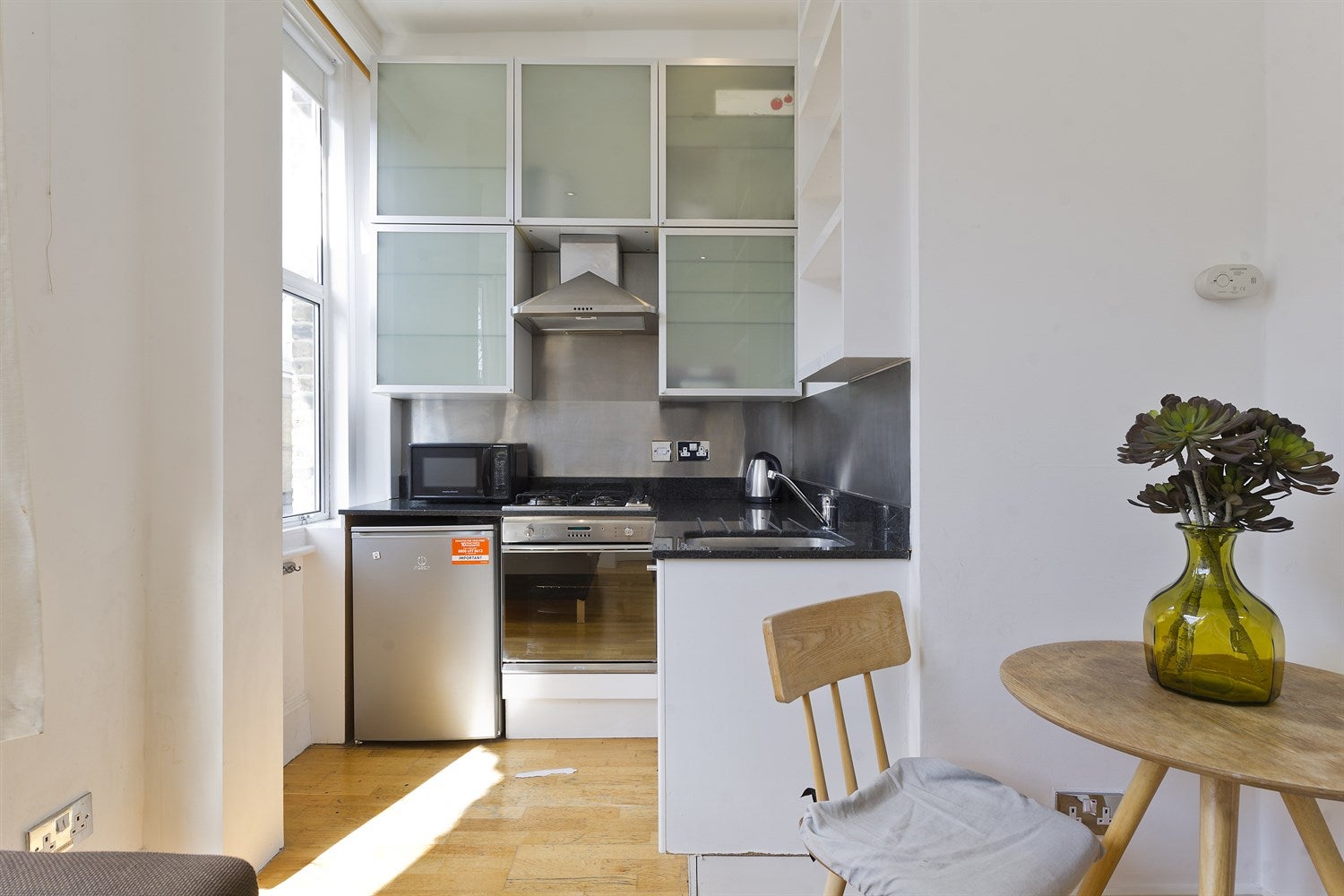 Flat Hormead Road in City of Westminster
