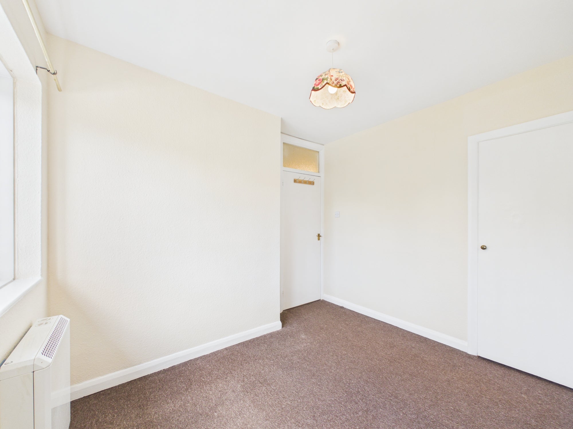 Flat Benhall Avenue in Cheltenham
