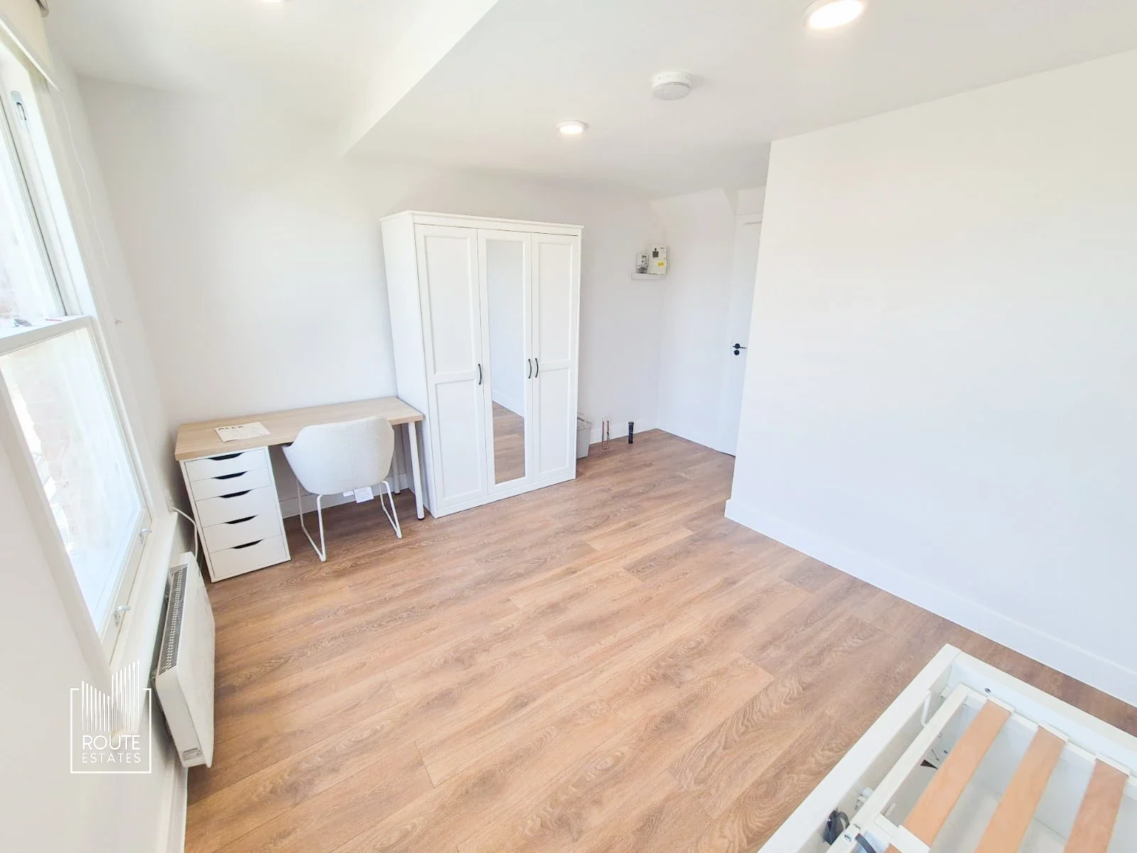 Room Park Road in Greater London