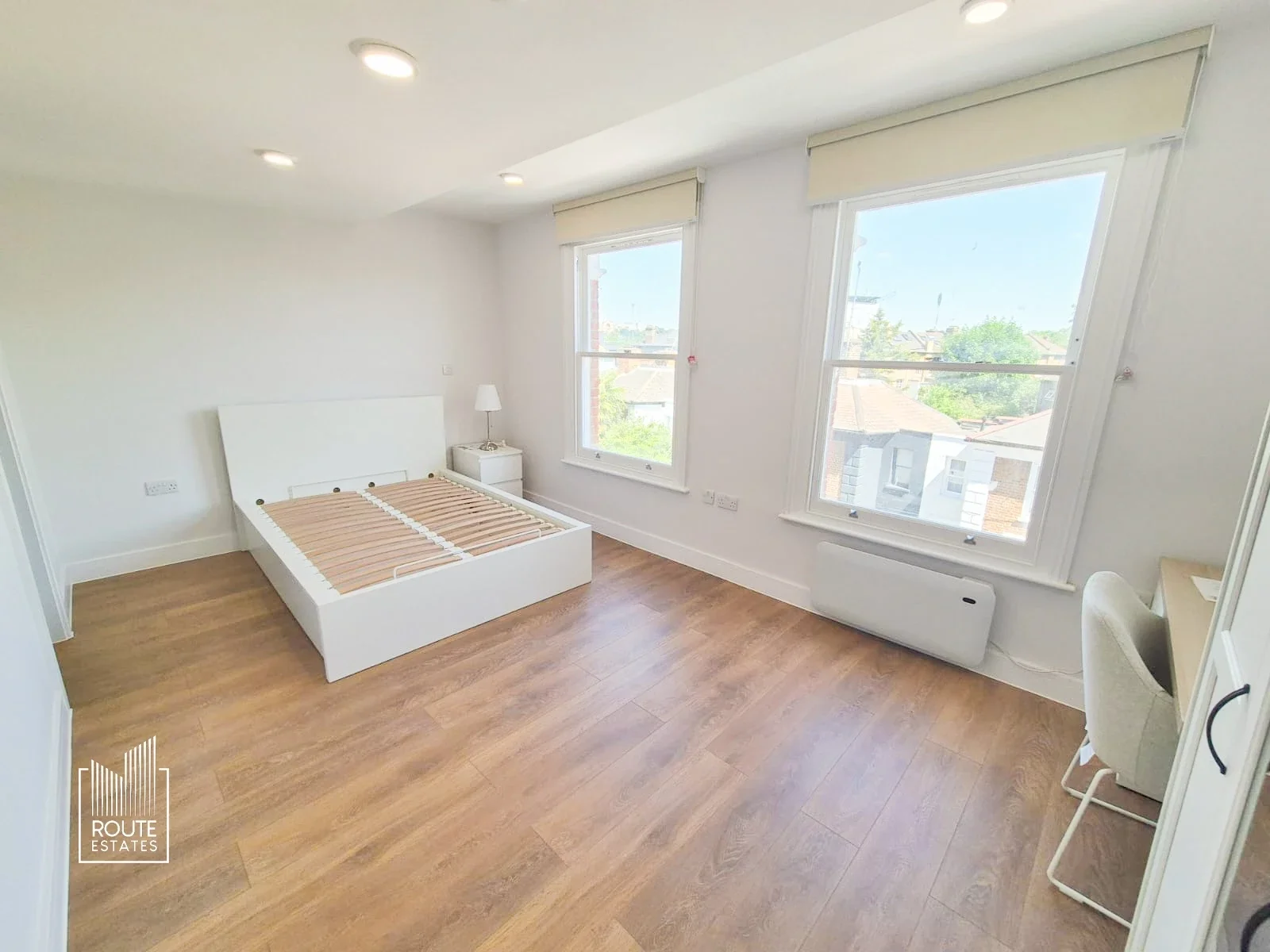 Room Park Road in Greater London