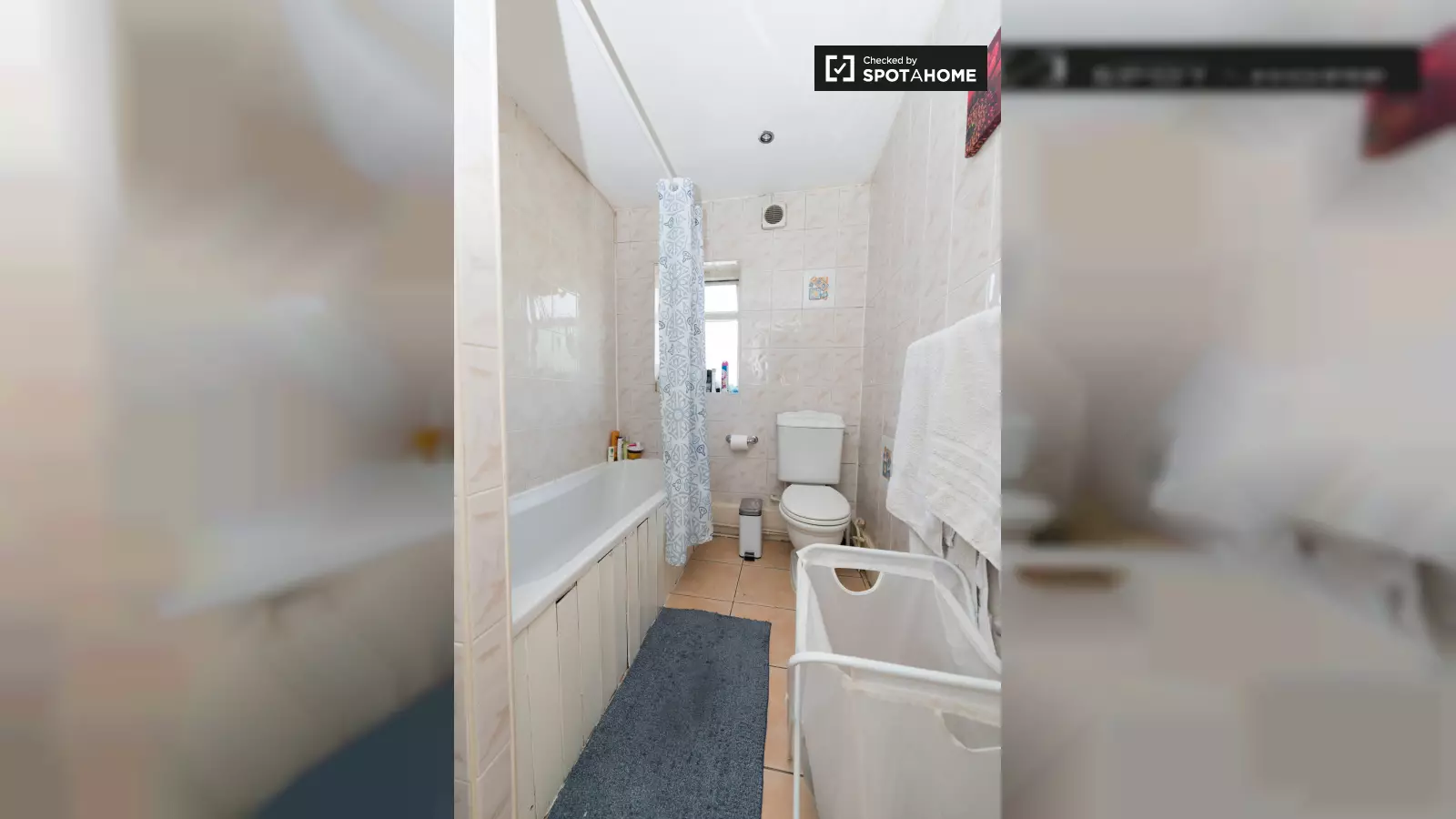 Flat Erpingham Road in Greater London