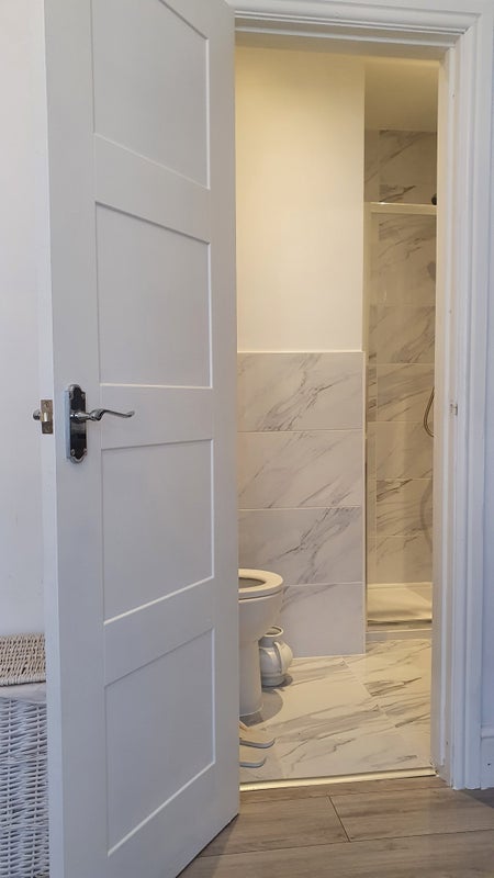 Room Sutherland Road in Greater London