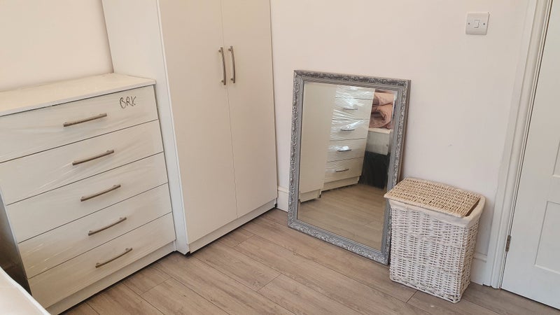 Room Sutherland Road in Greater London