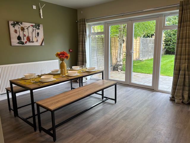 Flat Fabian Crescent in Shirley