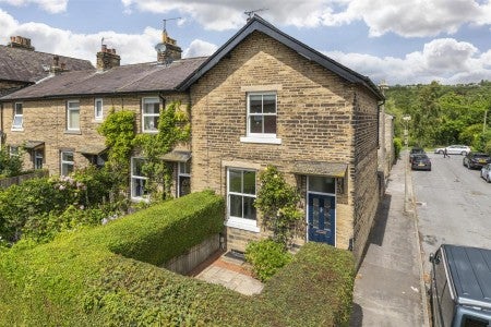 House Ash Street in Bradford