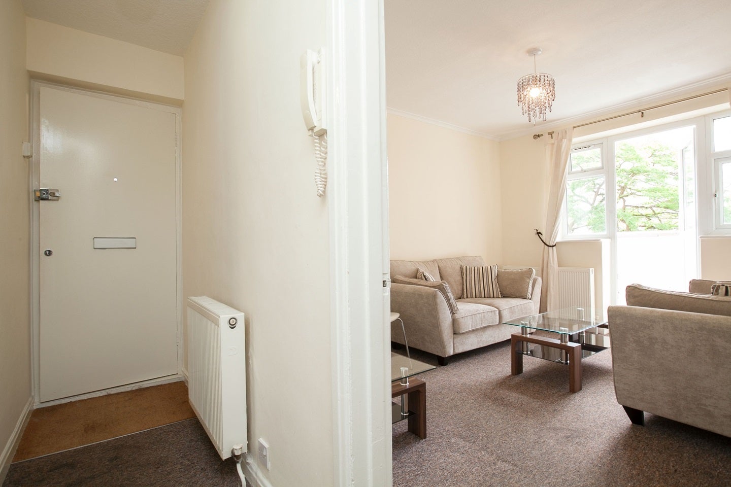 Flat Wilton Road in Greater London