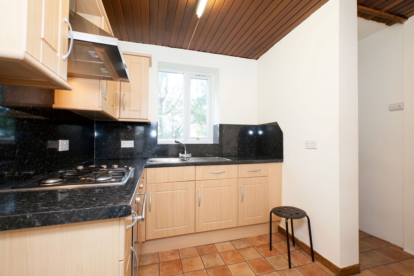 Flat Wilton Road in Greater London