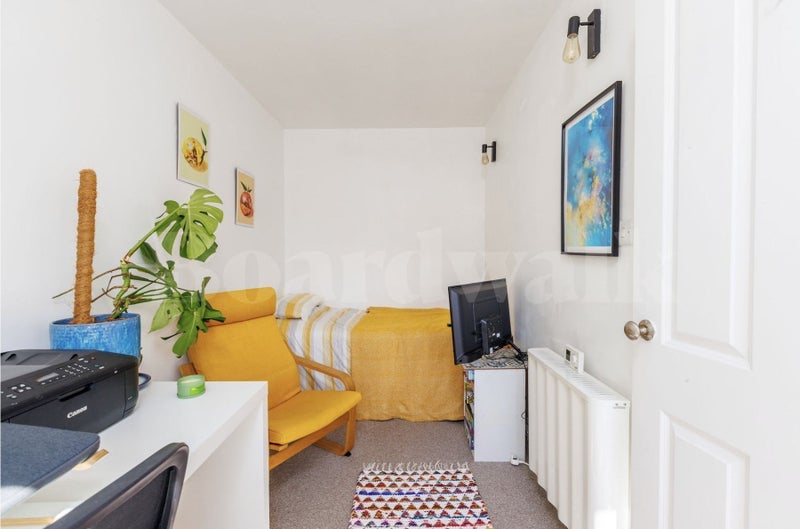 Flat Holmes Grove in Bristol