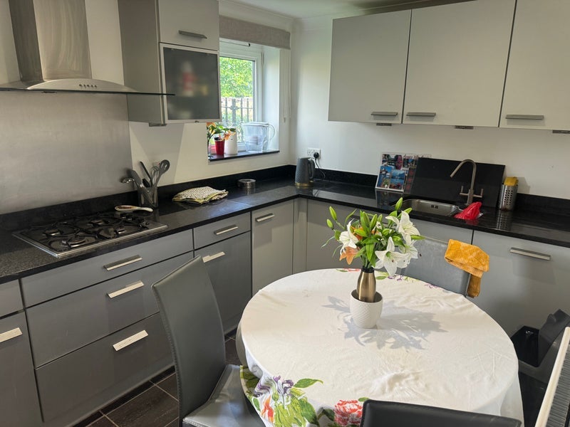 Room Creswell Drive in Greater London