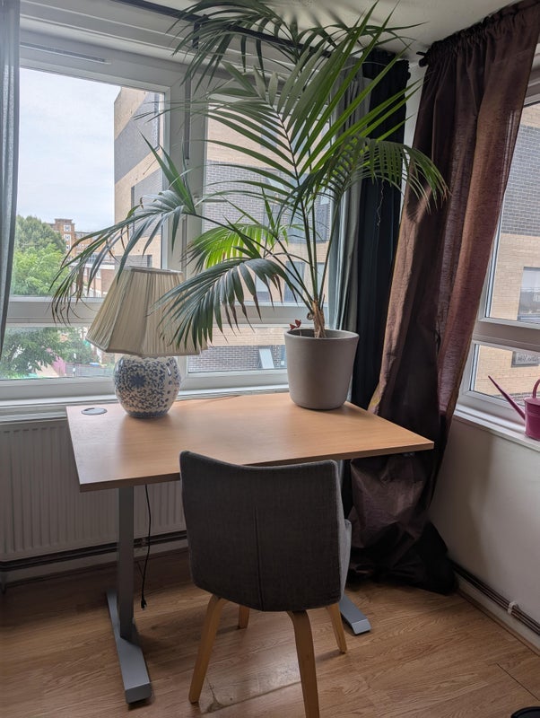 Room Purcell Street in Greater London