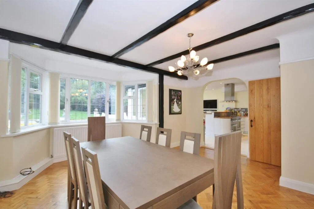 House Chiltern Road in Greater London