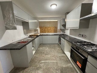 House Marshall Close in Greater London